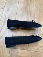 Charger l'image dans la galerie, Ballerines Chanel T.37

