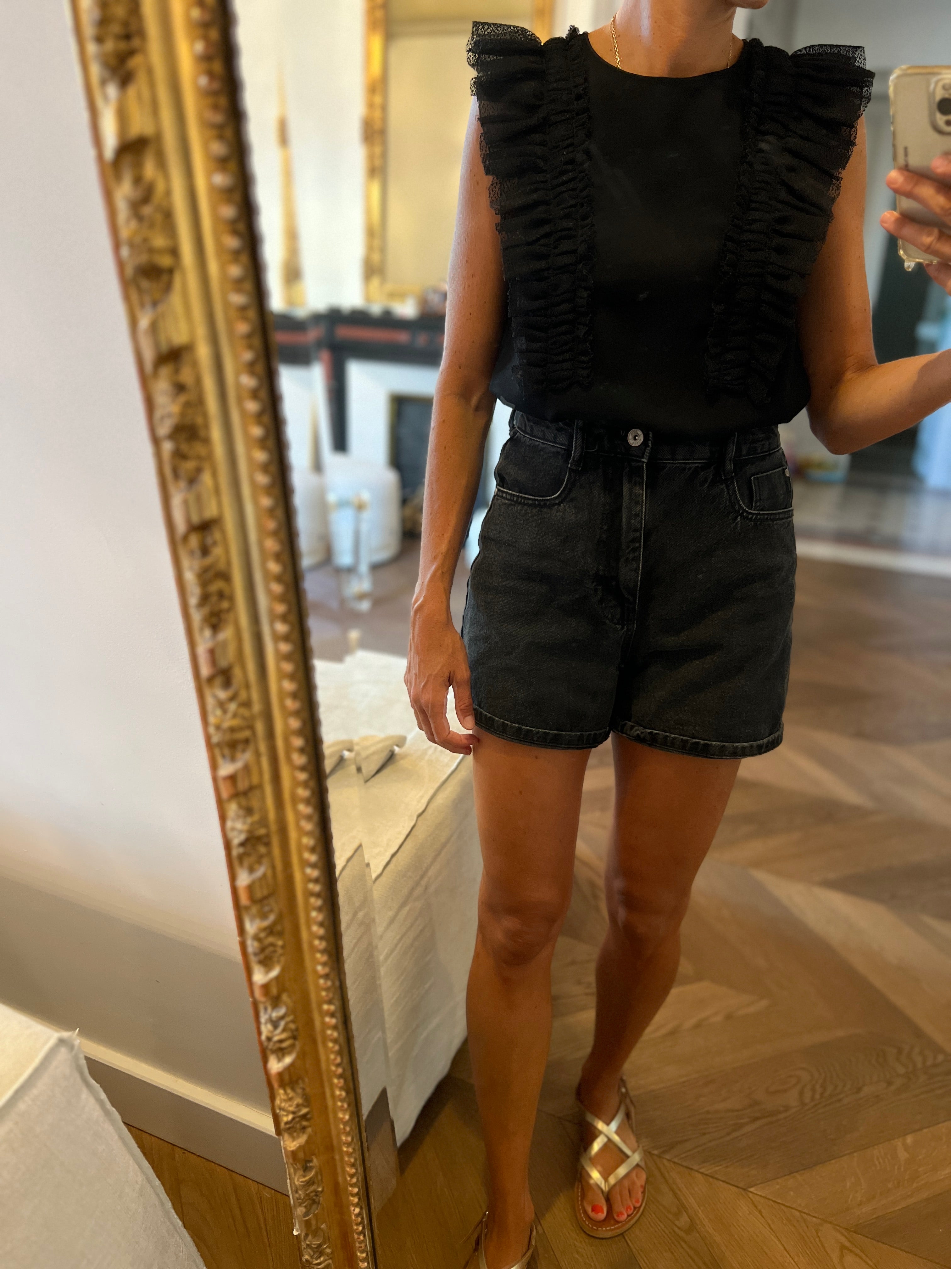 Haut Claudie Pierlot noir à volants