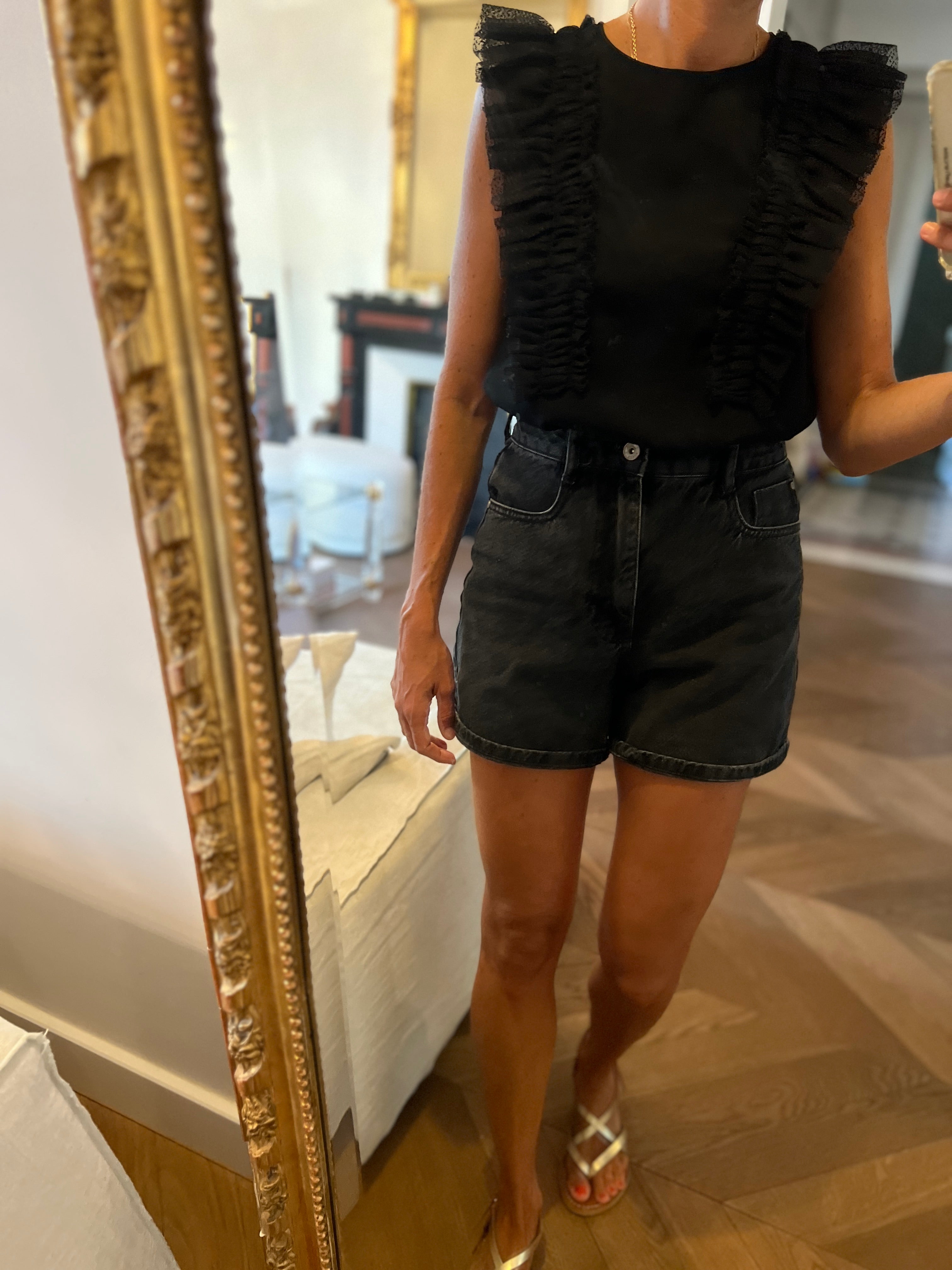 Haut Claudie Pierlot noir à volants