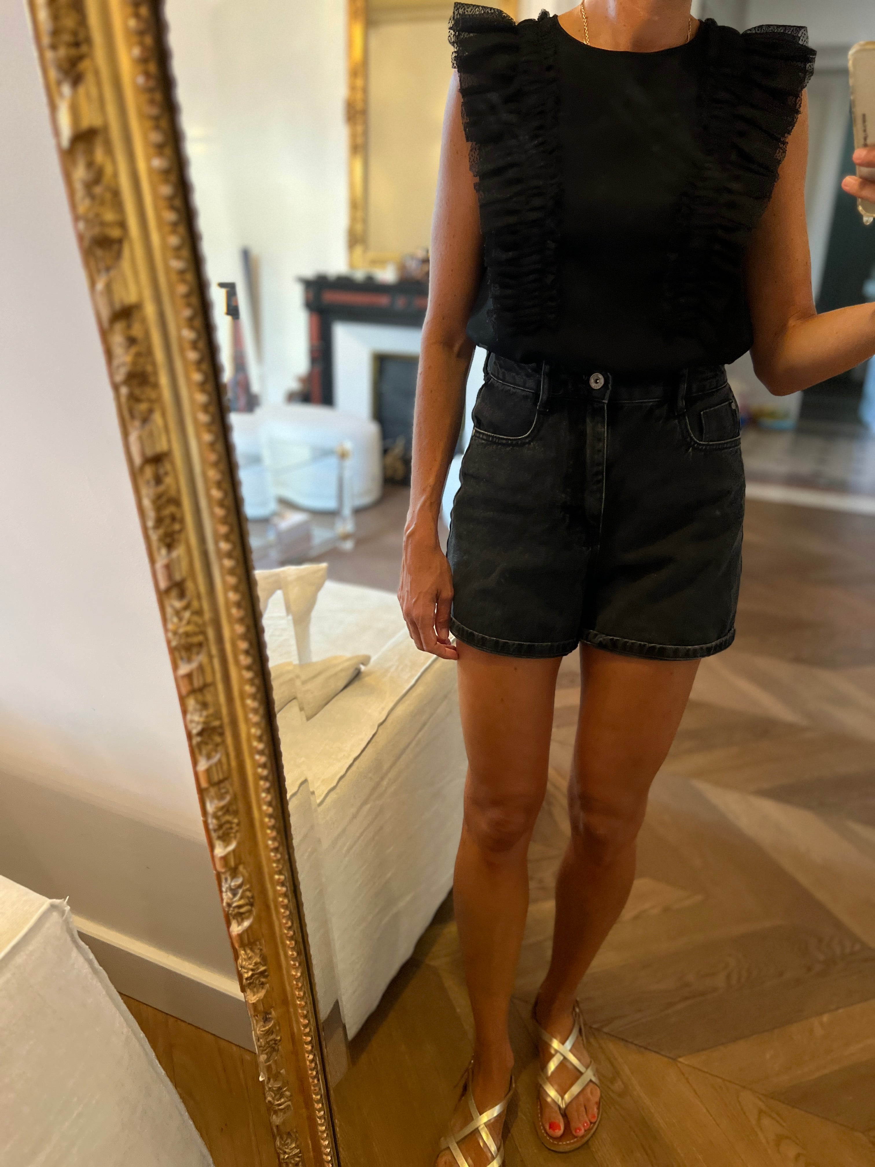 Haut Claudie Pierlot noir à volants