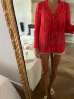 Charger l&#39;image dans la galerie, Blouse The Kooples rouge transparence avec lacets

