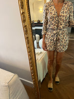 Charger l'image dans la galerie, Sessùn - Combishort beige à motifs
