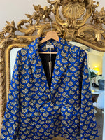 Charger l'image dans la galerie, Inspiration Studio - Veste bleu électrique satinée neuve
