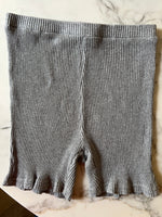 Charger l'image dans la galerie, Lucie Gabossi - Ensemble short et haut gris 2 pièces
