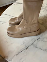 Charger l'image dans la galerie, Lucie Gabossi - Gia/RHW Bottines beiges
