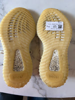 Charger l'image dans la galerie, Lucie Gabossi - Adidas Baskets Yeezy 350 ecru Pointure 38 2/3
