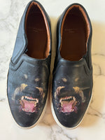 Charger l'image dans la galerie, Lucie Gabossi - Givenchy Sneakers loup en cuir noir Pointure 40
