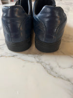 Charger l'image dans la galerie, Lucie Gabossi - Balenciaga - Baskets Arena bleu marine P.39
