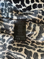 Charger l'image dans la galerie, Robe Ba&amp;sh longue blanche et noire à boutons
