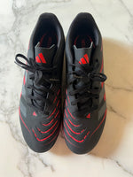 Charger l'image dans la galerie, Lucie Gabossi - Adidas baskets à foot
