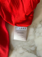 Charger l&#39;image dans la galerie, Robe Sézane rouge épaule dénudée
