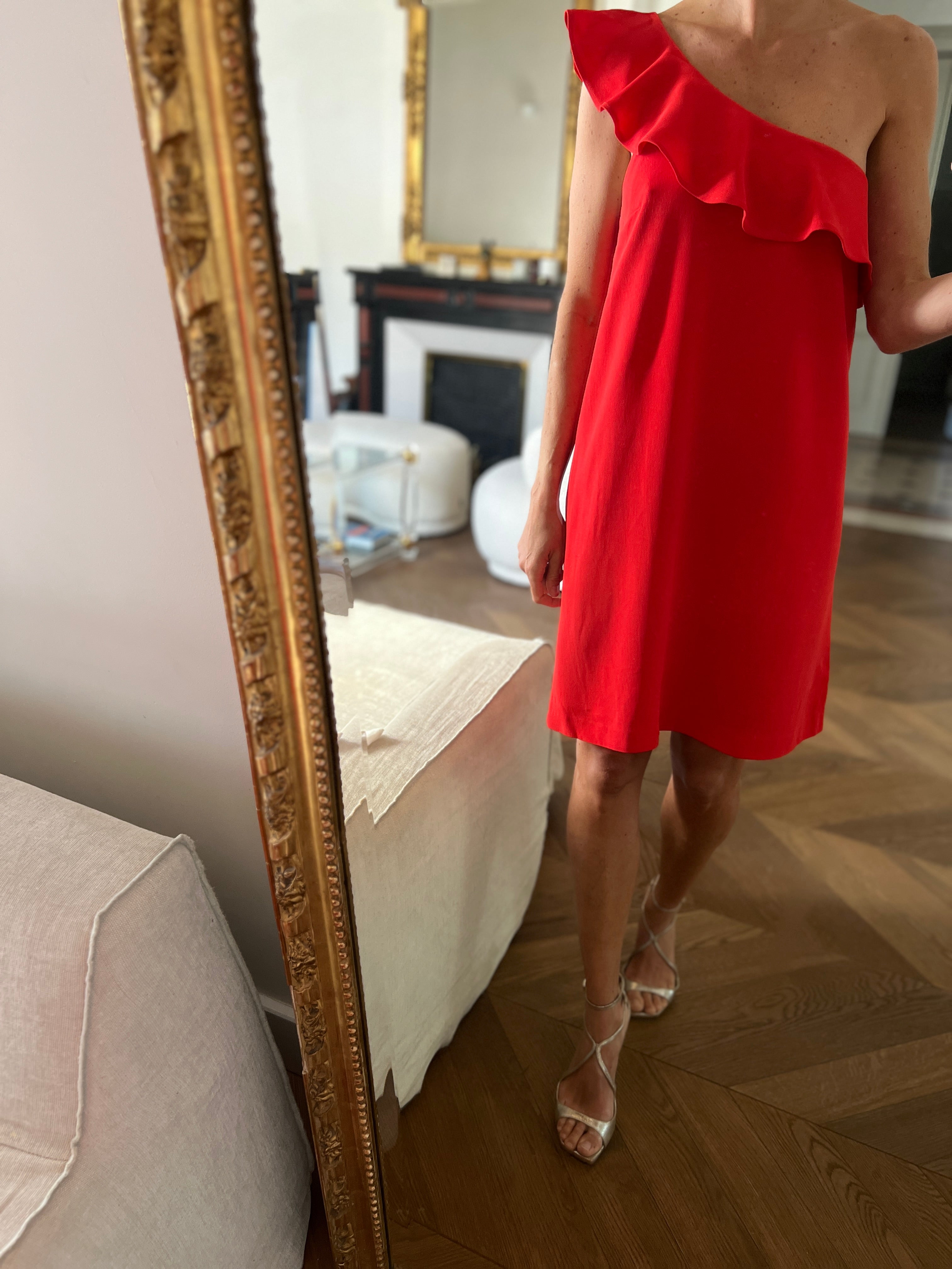 Robe Sézane rouge épaule dénudée