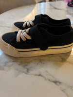 Charger l'image dans la galerie, Jade Leboeuf - Baskets enfant H&amp;M bleu marine
