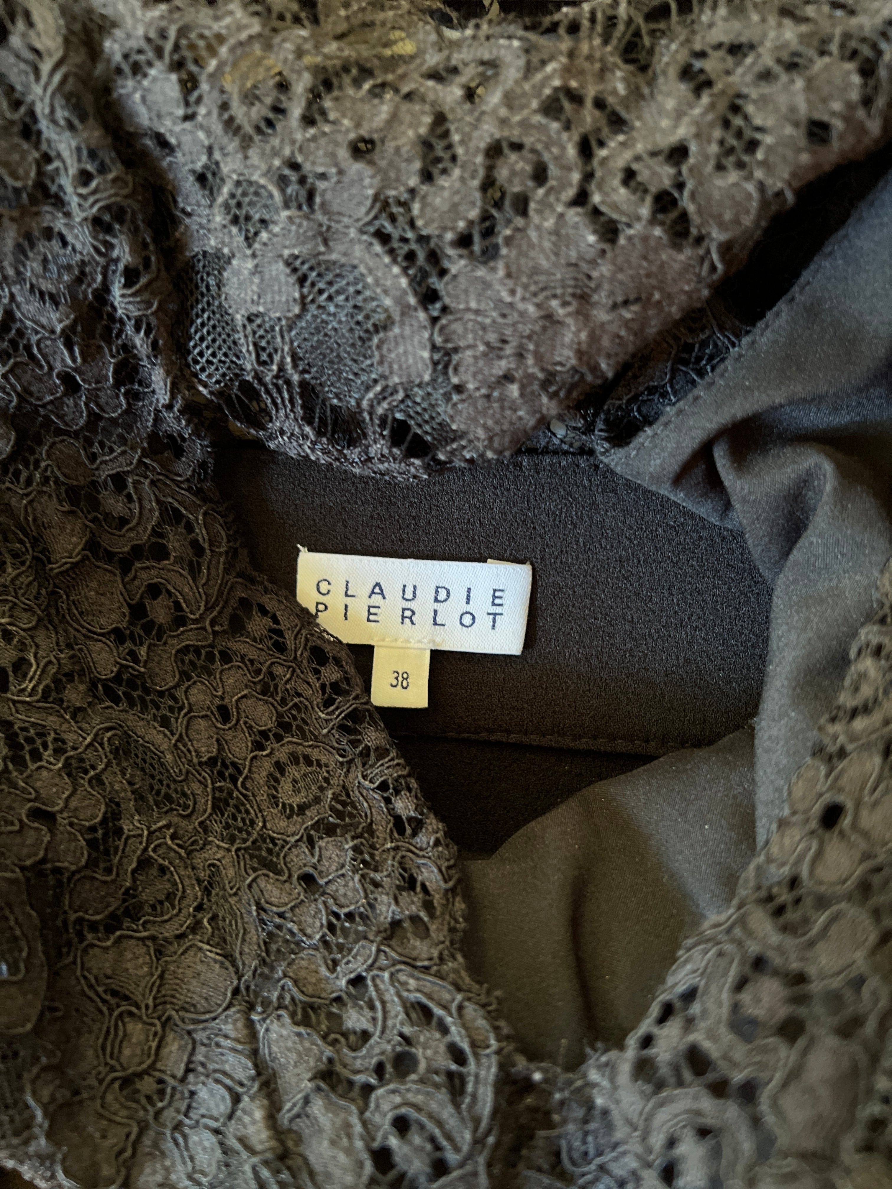 Robe Claudie Pierlot haut en dentelle noire et noeud