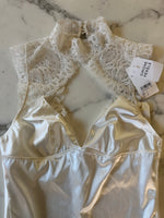 Charger l'image dans la galerie, Lucie Gobassi - Simone Pérèle Body symphanie blanc satiné Neuf T1
