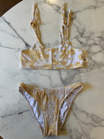 Charger l'image dans la galerie, Lucie Gabossi - Sabo Swim Maillot de bain deux pièces blanc et jaune
