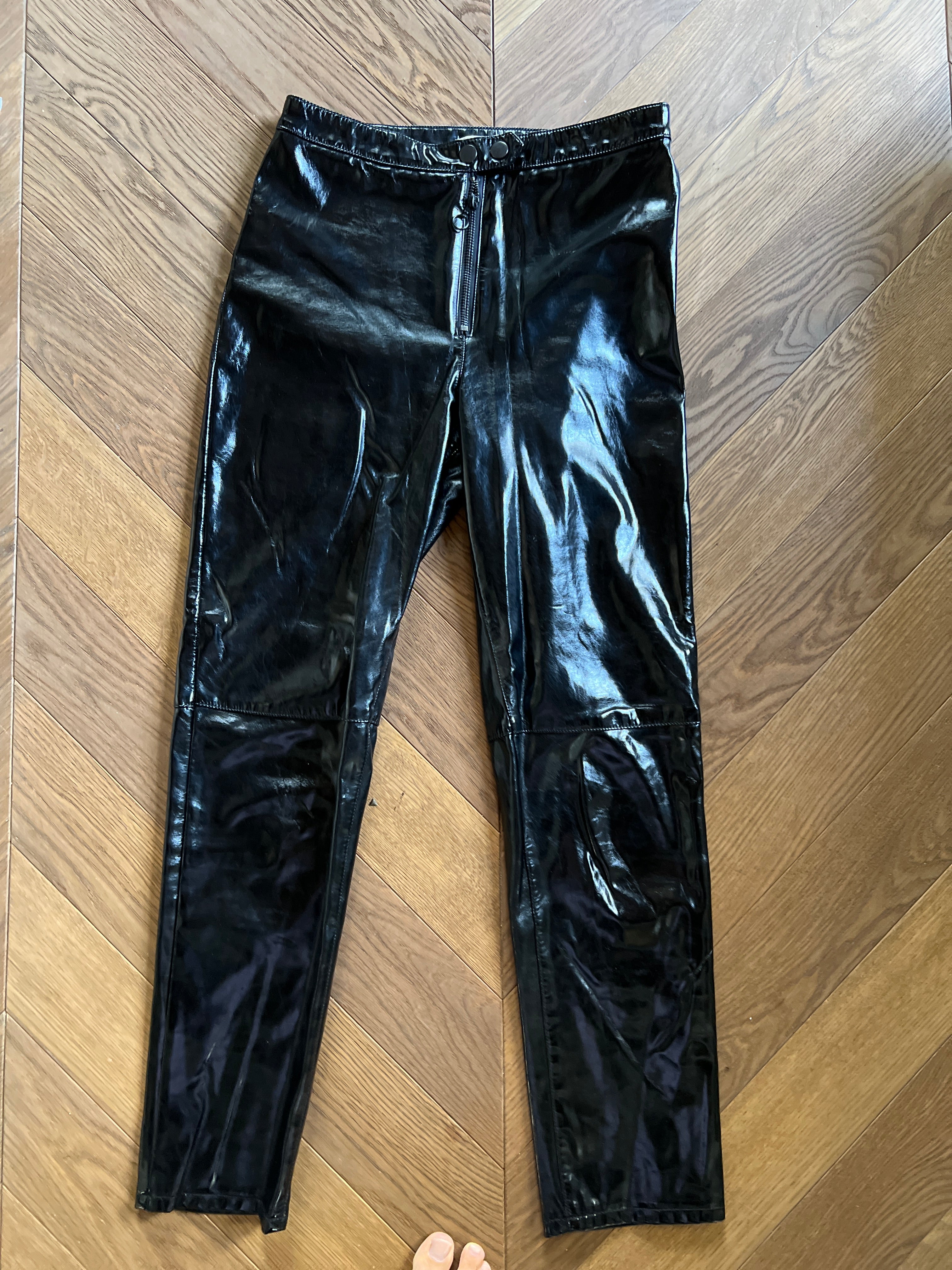 Malika Menard Pantalon verni H&M