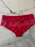 Charger l'image dans la galerie, Lucie Gabossi - Simone Pérèle Shorty fushia T1
