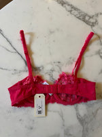 Charger l'image dans la galerie, Lucie Gabossi - Simone Pérèle Soutien-gorge fushia 85C

