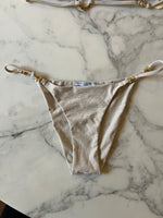 Charger l'image dans la galerie, Lucie Gabossi - Chichi Castelango Paris Maillot de bain deux pièces irisé beige Astrée
