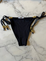 Charger l'image dans la galerie, Lucie Gabossi - Chichi Castelango Paris Maillot de bain deux pièces Oxana noir à perles
