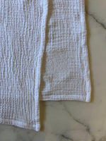 Charger l'image dans la galerie, 10 Novembre - Lot de 2 langes Charlie blanc Neuf
