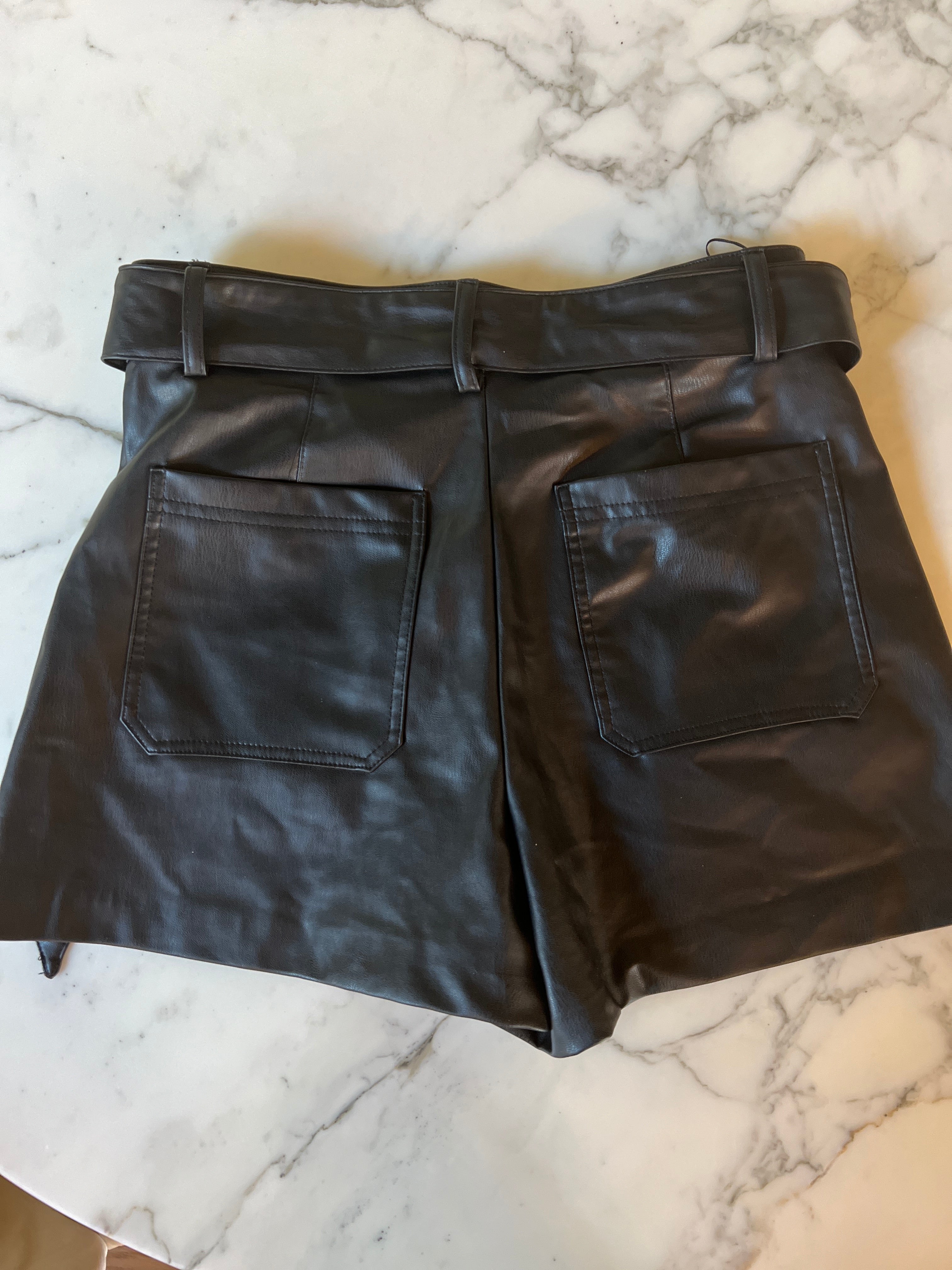 Short simili cuir Zara