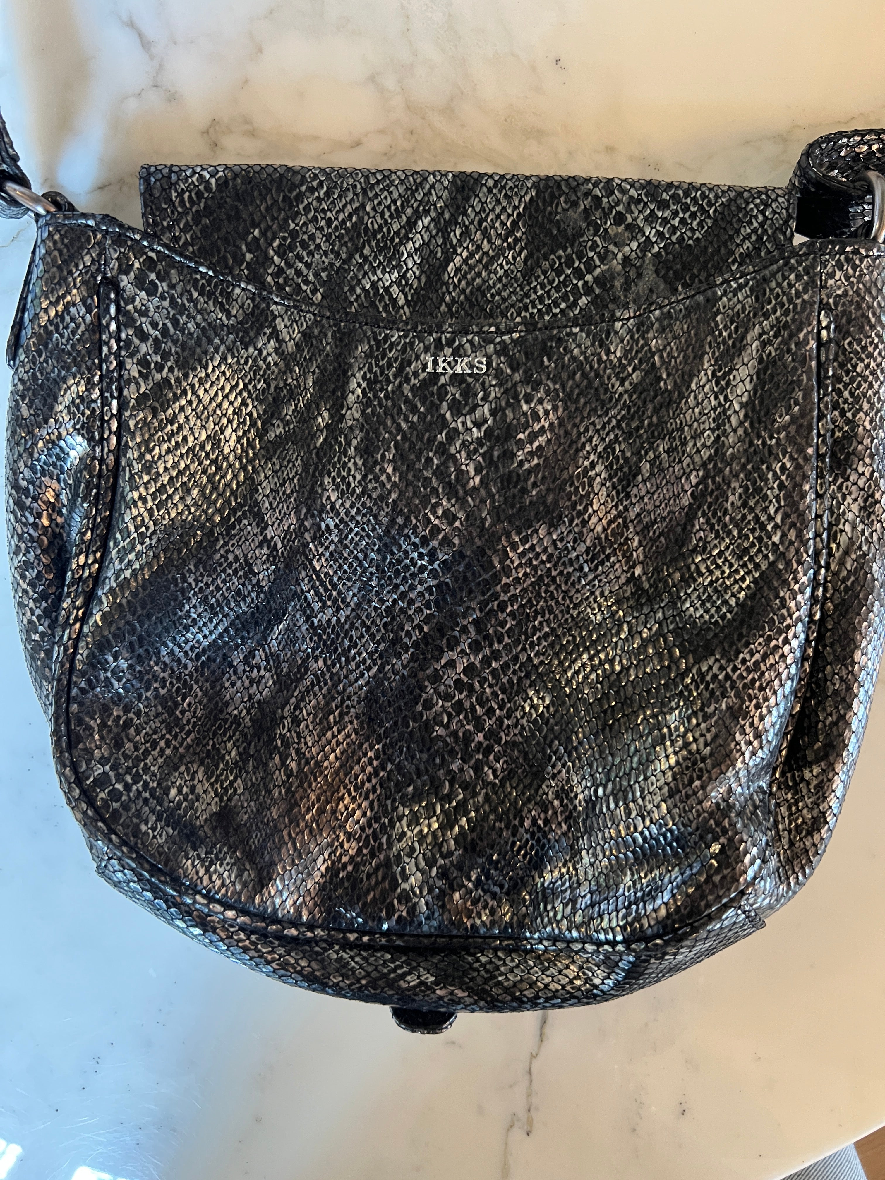 Marine Lorphelin Sac besace IKKS effet serpent