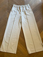 Charger l&#39;image dans la galerie, Malika Menard Pantalon beige large Zara
