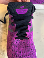 Charger l'image dans la galerie, Marine Lorphelin Baskets New Balance violette
