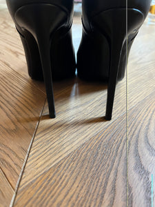 Malika Menard Bottines Saint Laurent