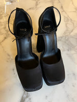 Charger l'image dans la galerie, Jade Leboeuf - Mango Sandales à talons noires
