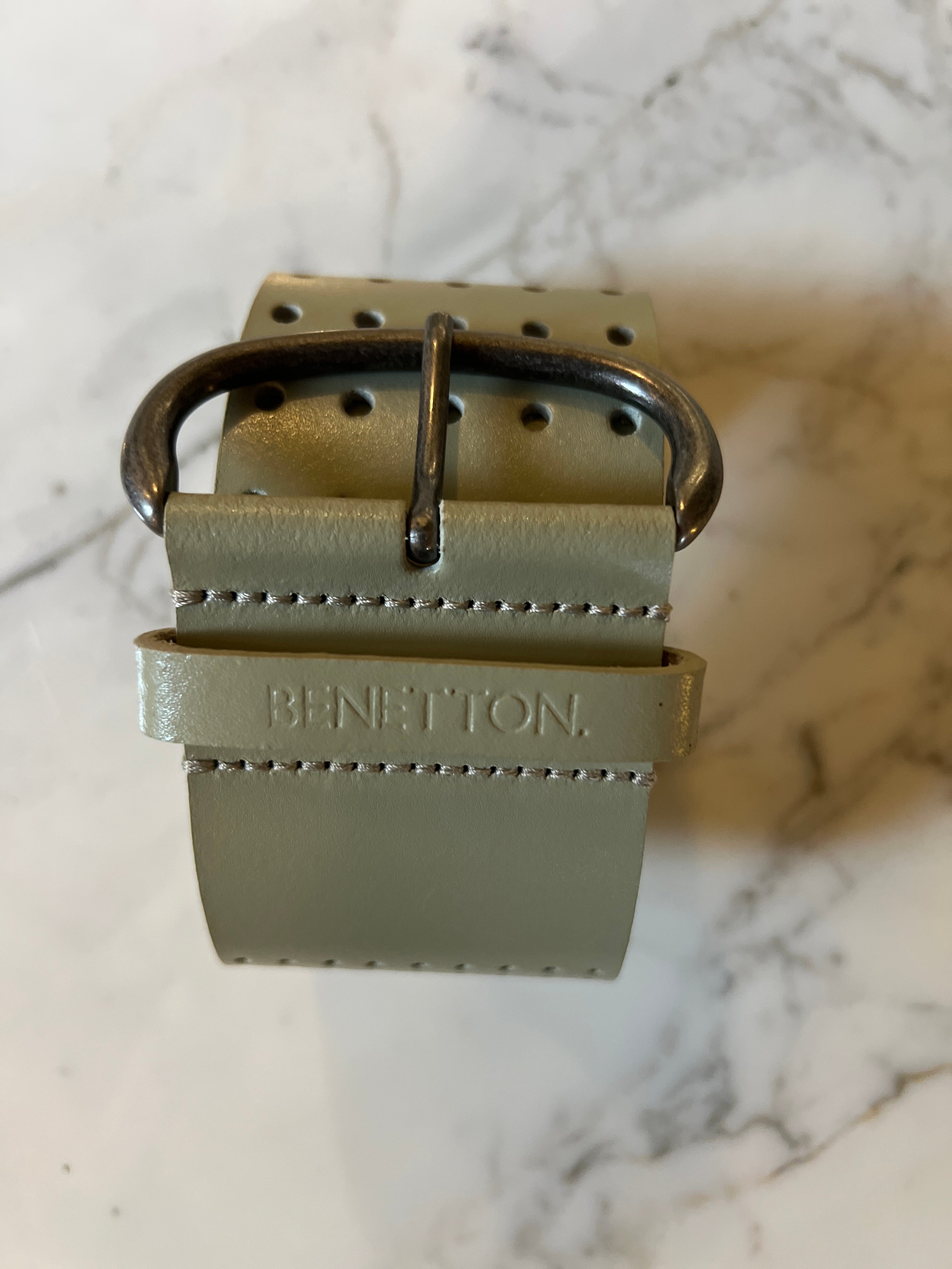 Marine Lorphelin Ceinture Benetton beige