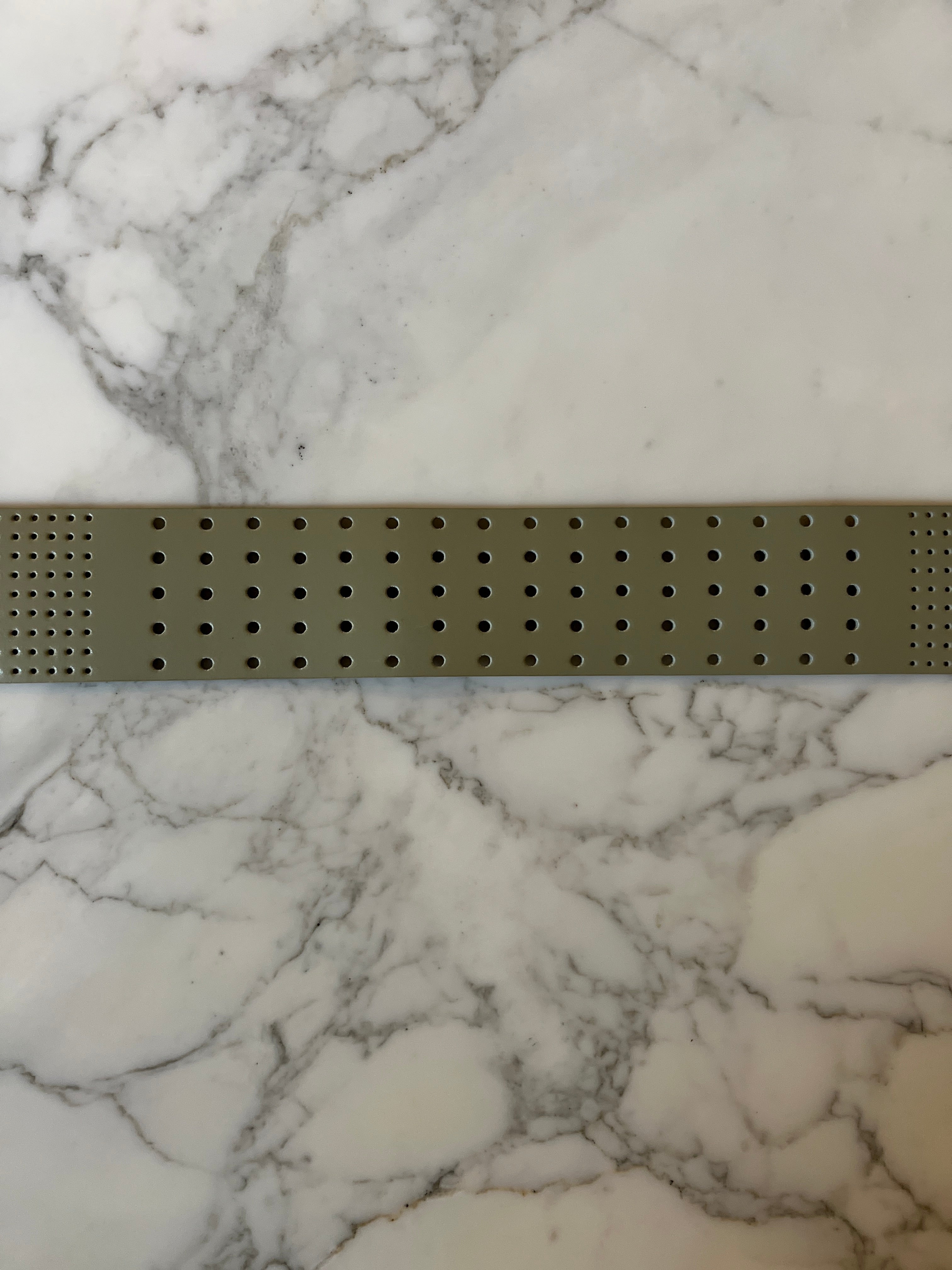 Marine Lorphelin Ceinture Benetton beige