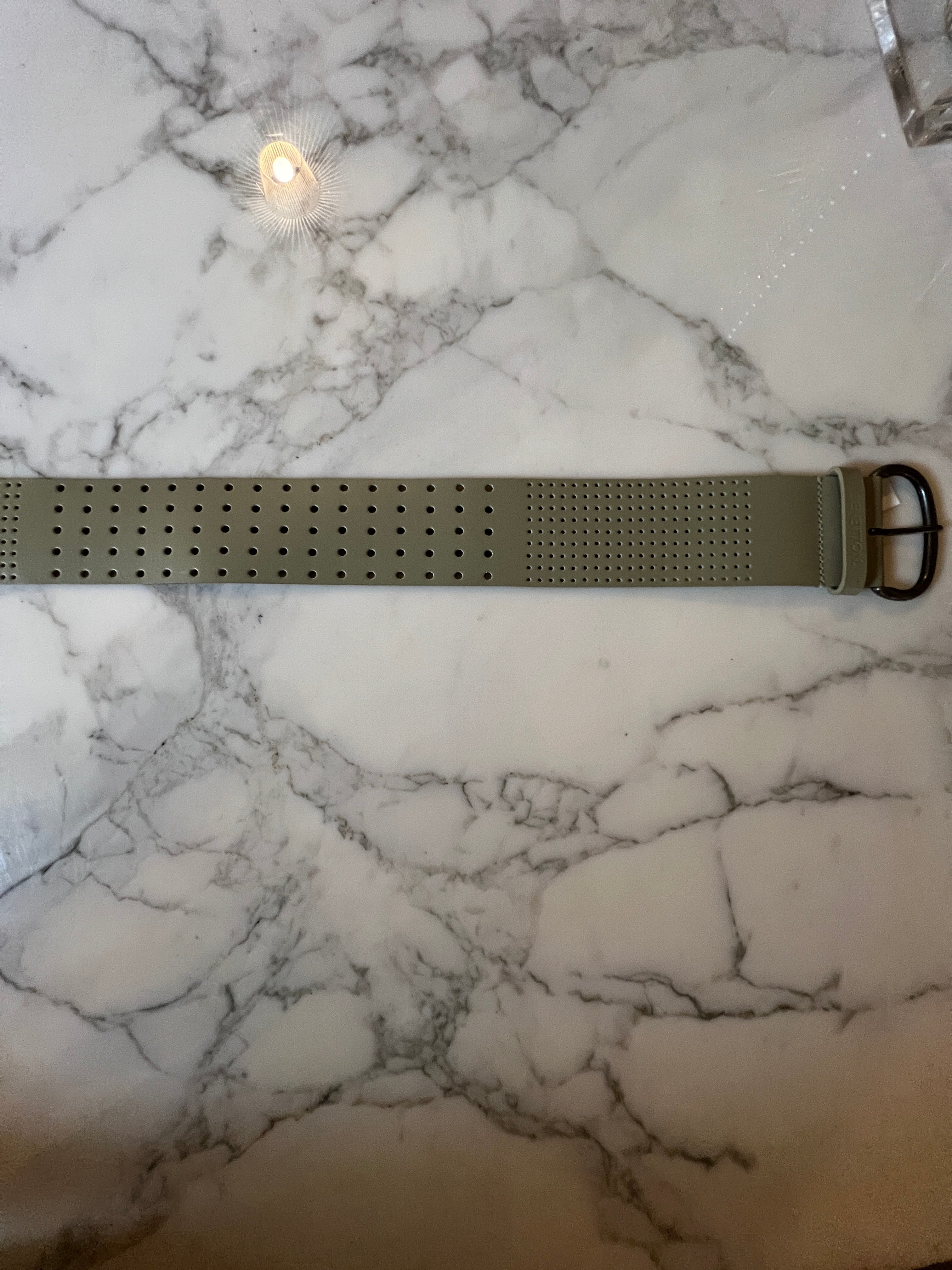 Marine Lorphelin Ceinture Benetton beige