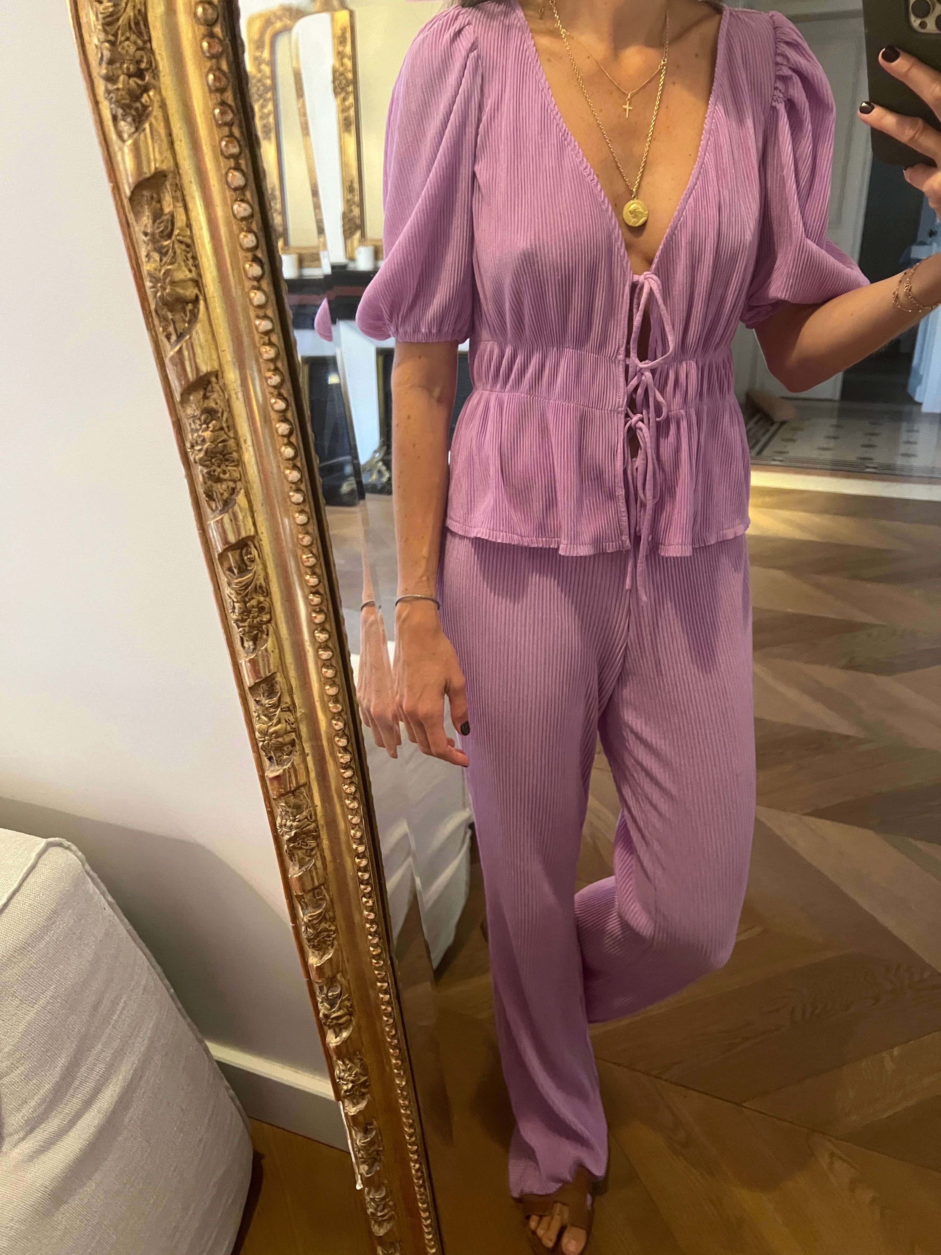 Malika Menard Ensemble pantalon et Haut plissé violet