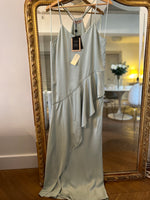 Charger l'image dans la galerie, Lucie Gabossi - Twinset Robe bretelle verte volant Agave Neuf
