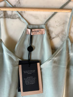 Charger l'image dans la galerie, Lucie Gabossi - Twinset Robe bretelle verte volant Agave Neuf
