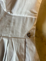 Charger l'image dans la galerie, Lucie Gabossi - Guess Robe blanche manches plissée
