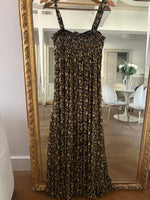 Charger l'image dans la galerie, Sézane - Robe longue noire fleurs jaunes
