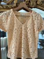 Charger l'image dans la galerie, Maje - T-shirt beige ajouré
