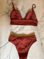 Charger l'image dans la galerie, Marine Lorphelin Maillot de bain Roxy 2 pièces
