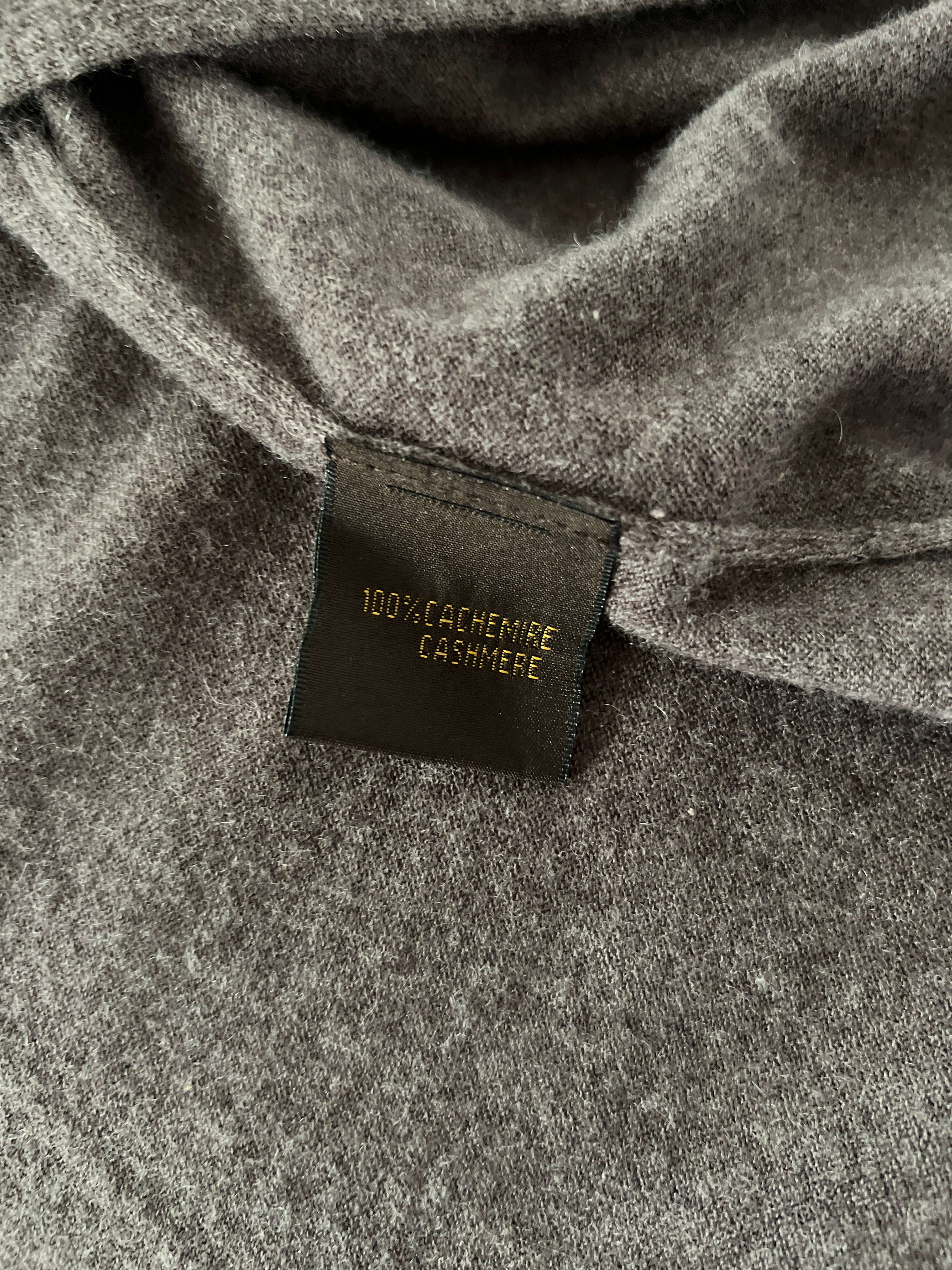 Apostrophe -  Gilet long gris en cachemire