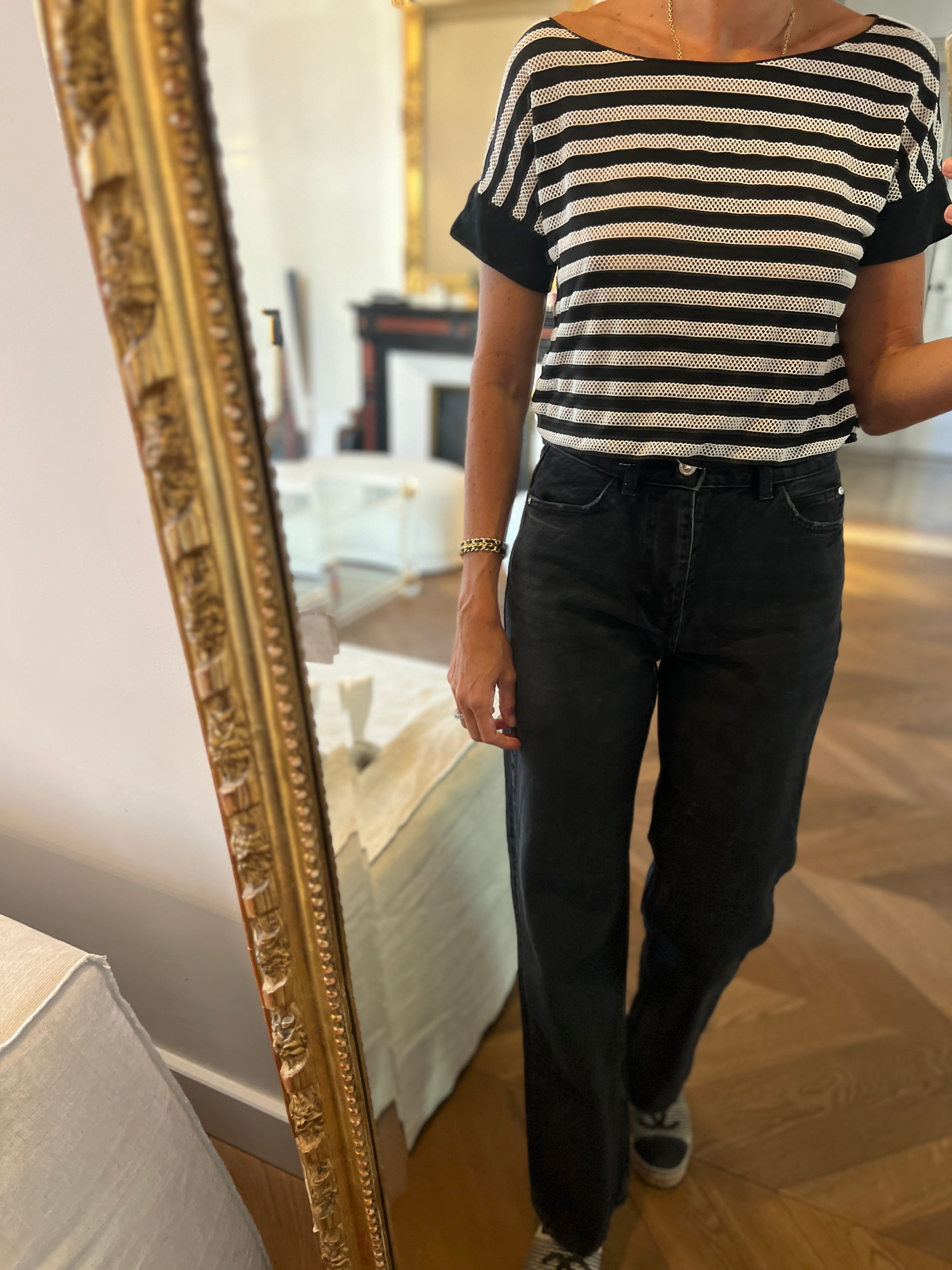 Armani Collezioni -  T shirt ajouré