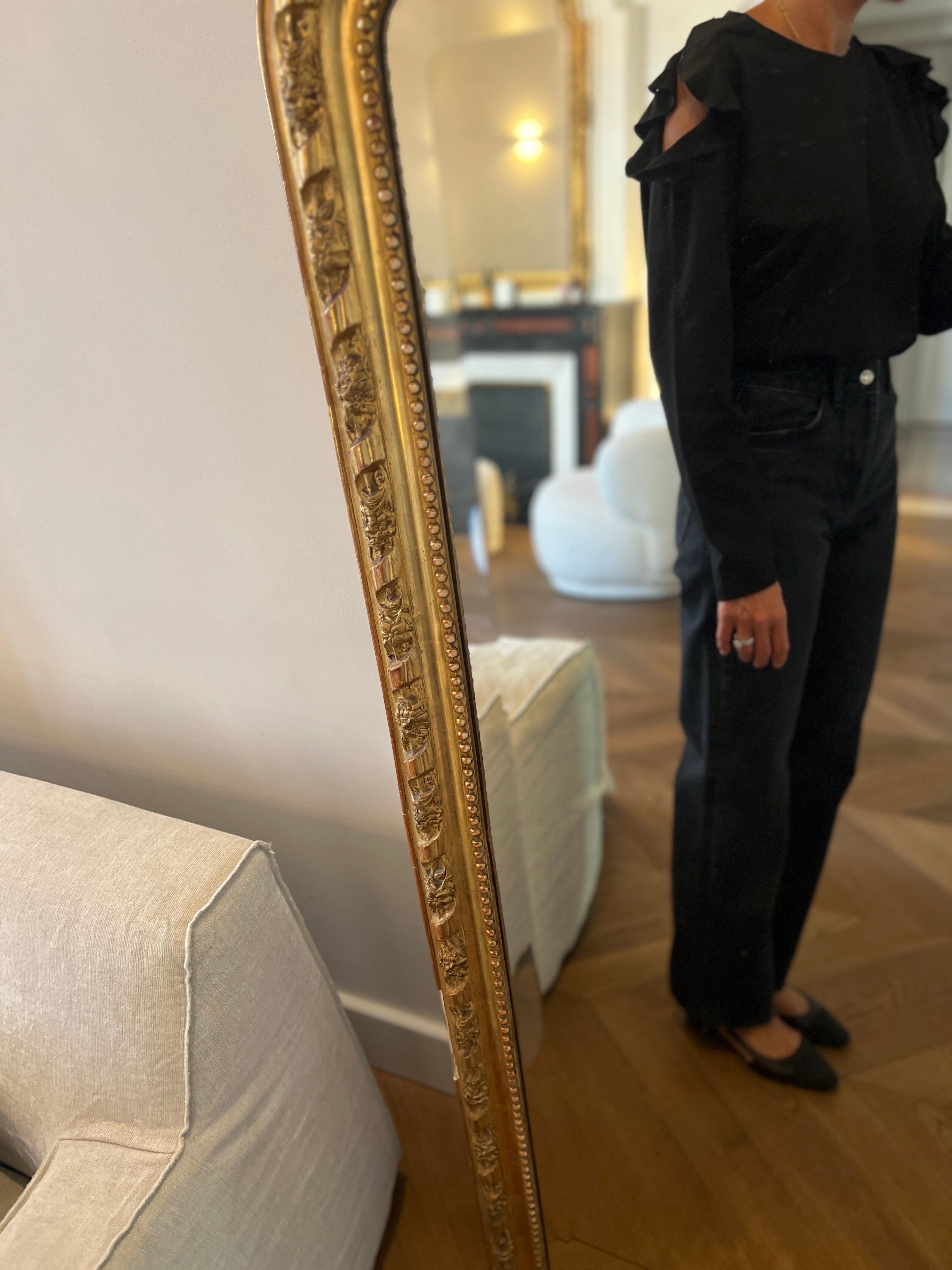 Weill - Top noir épaules dénudées à froufrous