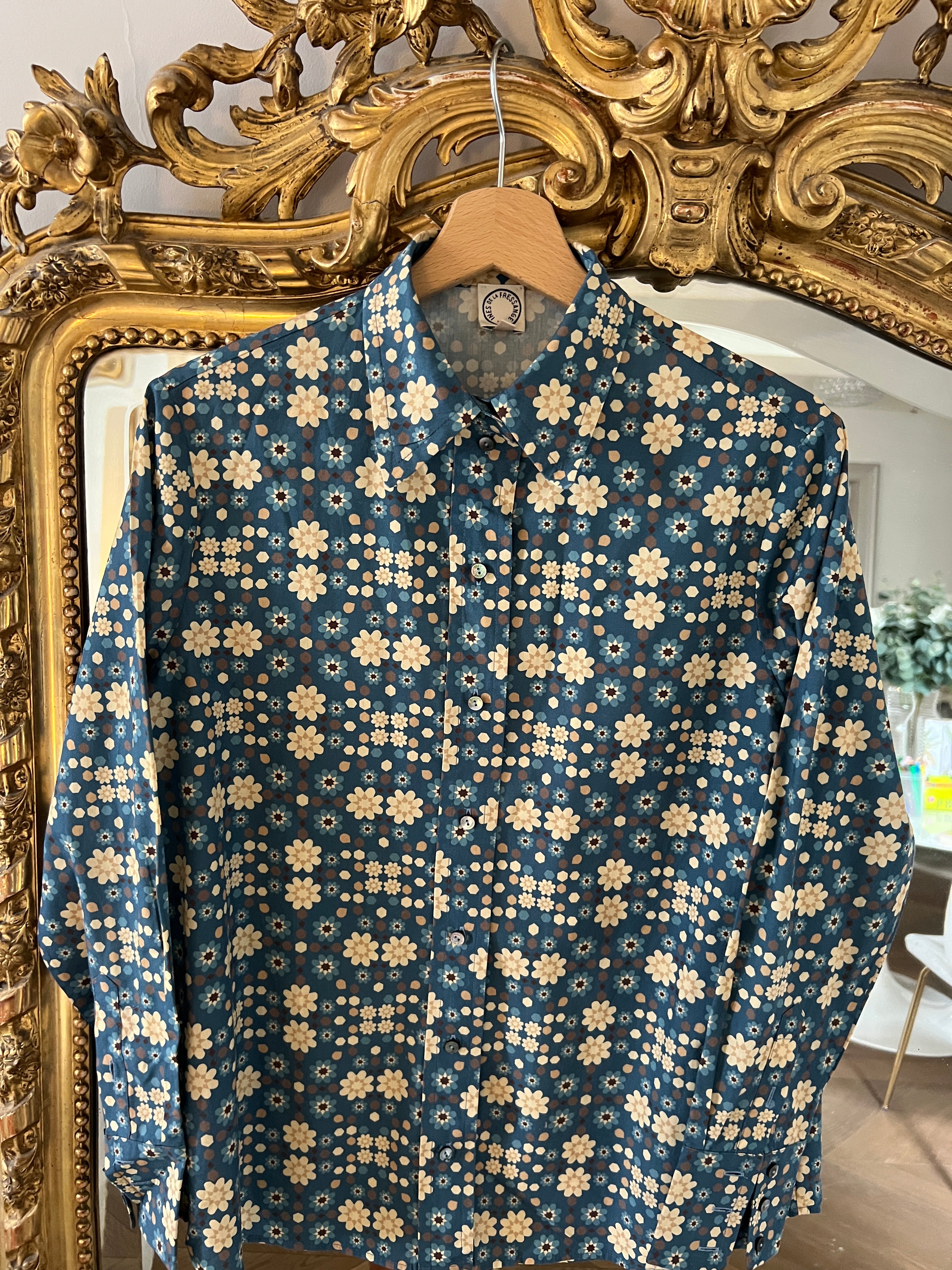 Ines de la Fressange - Chemise à fleurs bleu