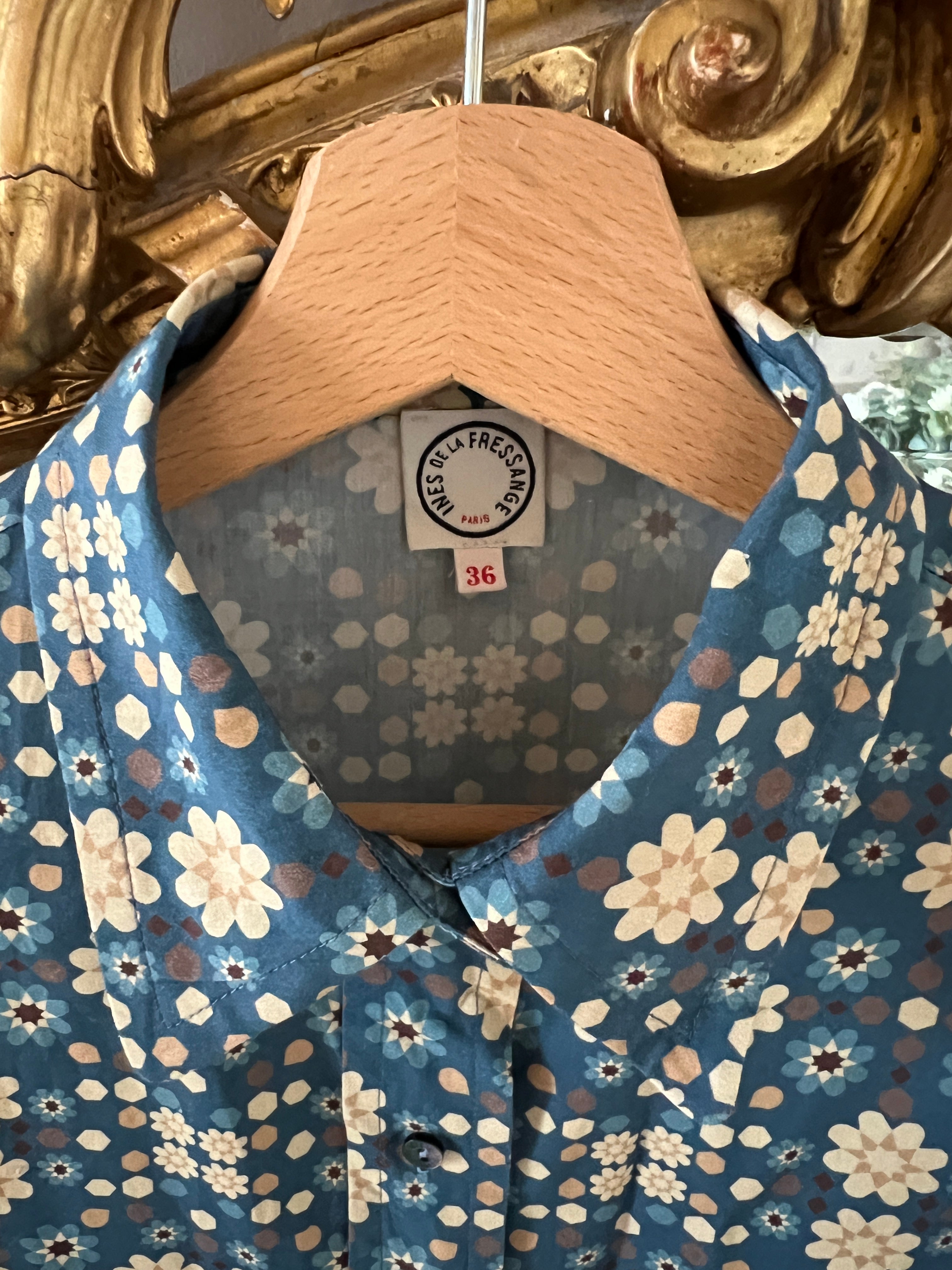 Ines de la Fressange - Chemise à fleurs bleu