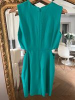 Charger l'image dans la galerie, Sandro - Robe verte en crêpe à découpes
