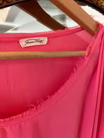 Charger l'image dans la galerie, American Vintage -  T-Shirt rose col rond
