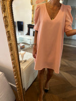 Charger l&#39;image dans la galerie, Art Love - Robe rose col V
